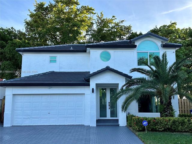 9060 SW 215th Ter, Cutler Bay, FL 33189