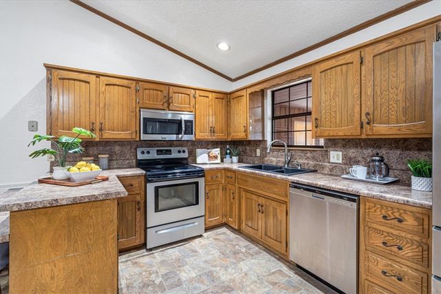 2115 W Tulsa Street, Siloam Springs, AR 72761