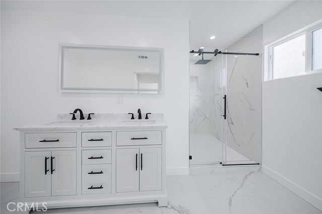 9055 Forbes Avenue, Northridge (los Angeles), CA 91343