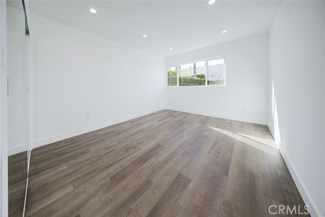 9055 Forbes Avenue, Northridge (los Angeles), CA 91343