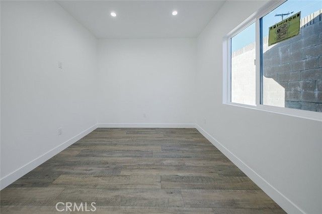 9055 Forbes Avenue, Northridge (los Angeles), CA 91343