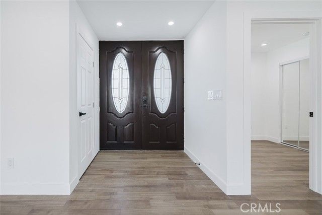 9055 Forbes Avenue, Northridge (los Angeles), CA 91343