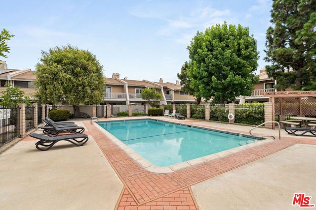 14468 Yukon Avenue, Hawthorne, CA 90250