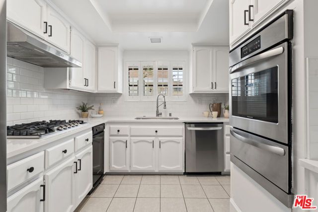 14468 Yukon Avenue, Hawthorne, CA 90250