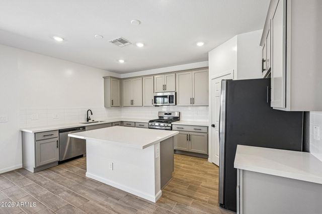 47399 W KENNER Drive, Maricopa, AZ 85139