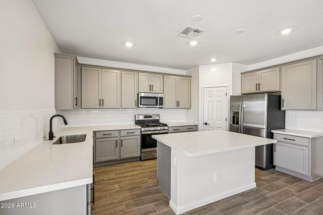 47399 W KENNER Drive, Maricopa, AZ 85139