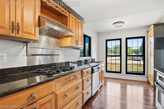 22749 Cranbrooke Drive, Novi, MI 48375