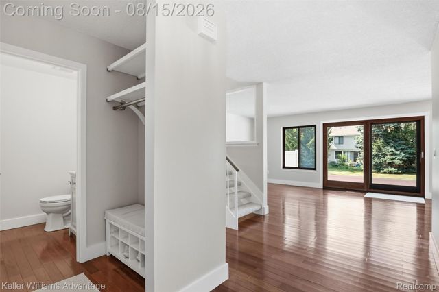 22749 Cranbrooke Drive, Novi, MI 48375