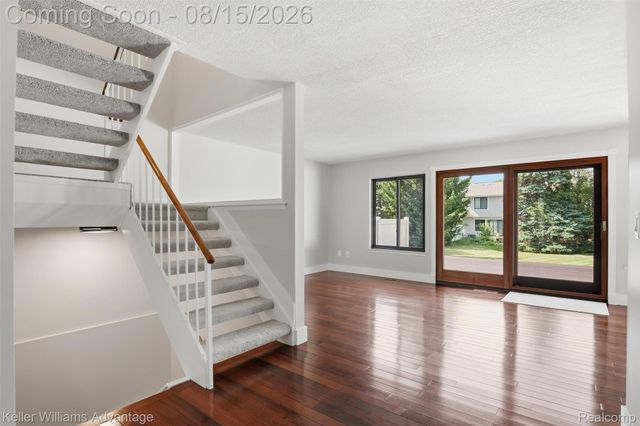 22749 Cranbrooke Drive, Novi, MI 48375