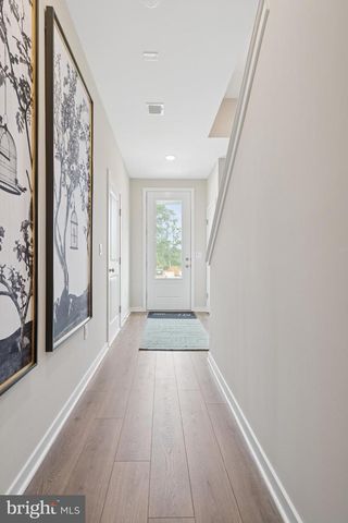 56 SILVERBELL AVE, Berlin, NJ 08009