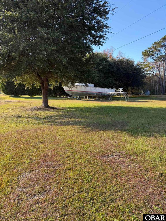 Image 7 of property listing at 457 Aydlett Road, Aydlett, NC 27916