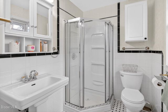 4 Albert Court, Colonie, NY 12110