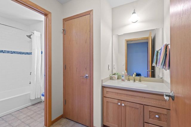 6805 Aldo Leopold Way, Middleton, WI 53562