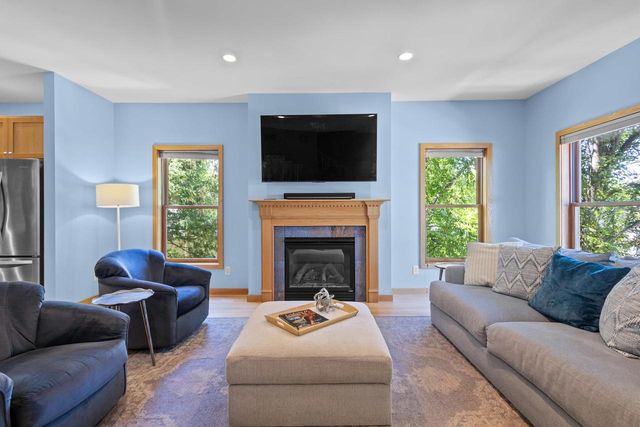 6805 Aldo Leopold Way, Middleton, WI 53562
