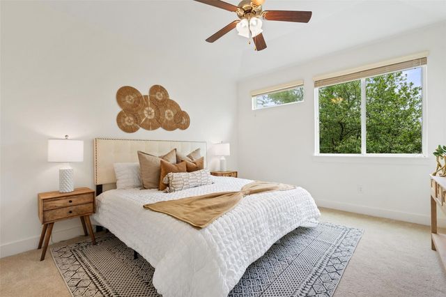 909 Mountaineer LN, Austin, TX 78757