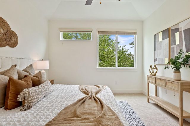 909 Mountaineer LN, Austin, TX 78757