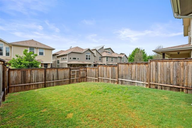 909 Mountaineer LN, Austin, TX 78757