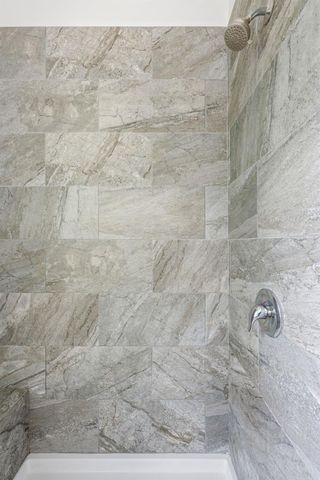 909 Mountaineer LN, Austin, TX 78757