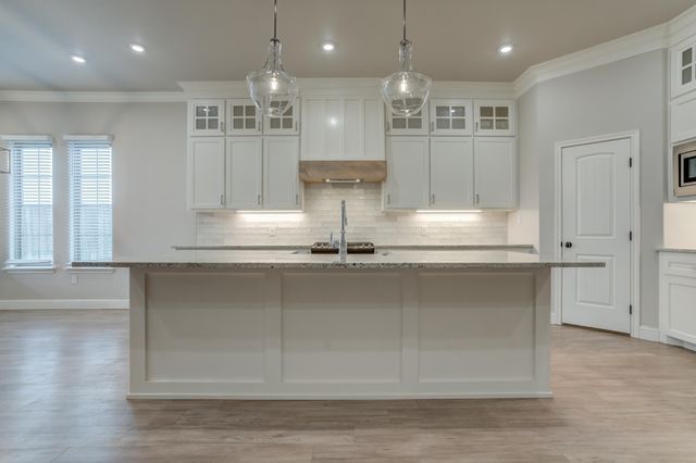 204 Joliet Avenue, Levelland, TX 79336