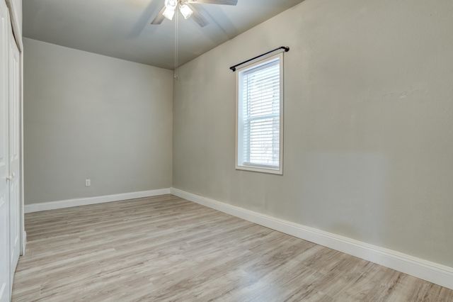 204 Joliet Avenue, Levelland, TX 79336