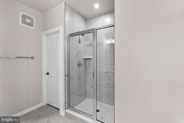 1035 INFERNO TER SE, Leesburg, VA 20175