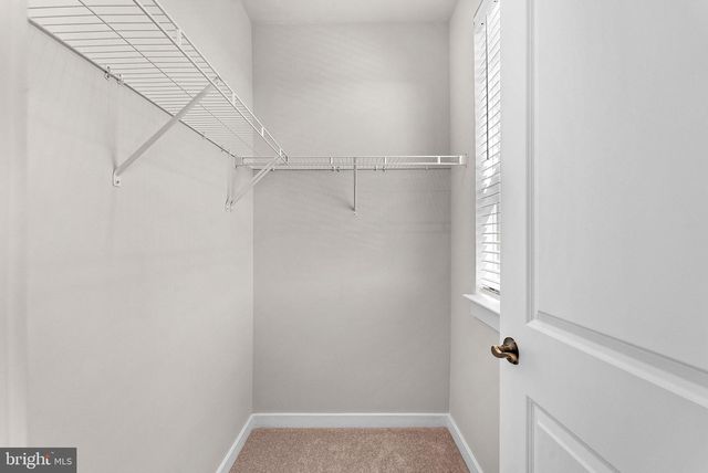 1035 INFERNO TER SE, Leesburg, VA 20175