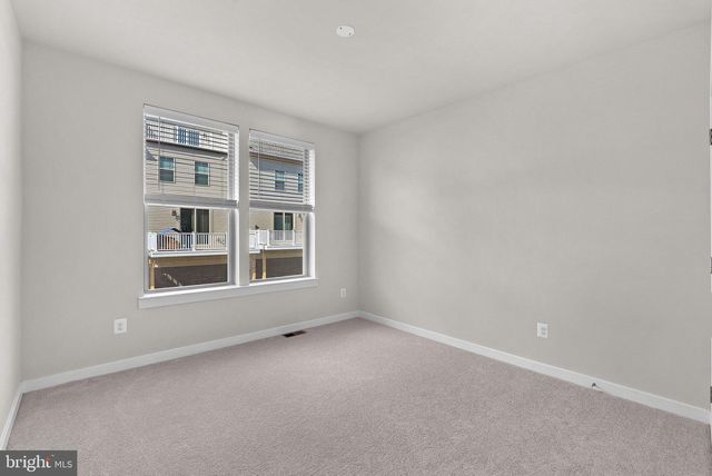 1035 INFERNO TER SE, Leesburg, VA 20175