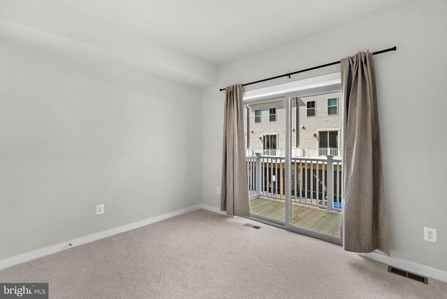 1035 INFERNO TER SE, Leesburg, VA 20175