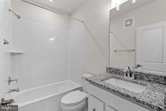 1035 INFERNO TER SE, Leesburg, VA 20175