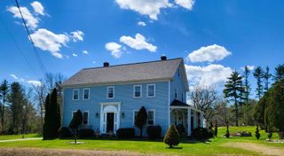 19 Raymond Road, Deerfield, NH 03037