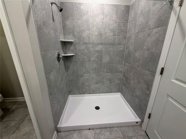 2331 BURNEY FALLS LANE, Davenport, FL 33837