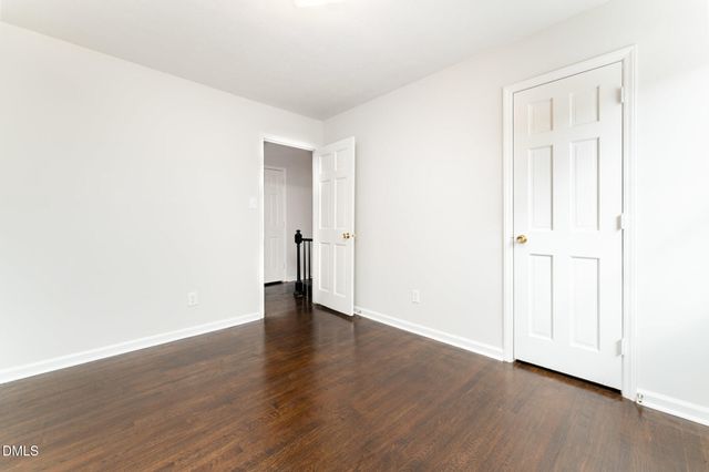 213 Rivenoak Drive, Fayetteville, NC 28303