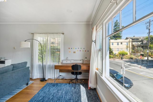 256 29Th St, Oakland, CA 94611