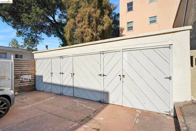 256 29Th St, Oakland, CA 94611