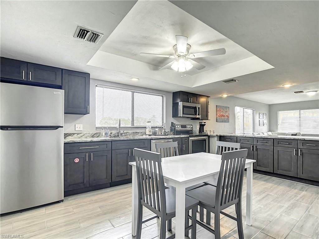 Image 12 of property listing at 4928/5000 SW 16th PL, Cape Coral, FL 33914