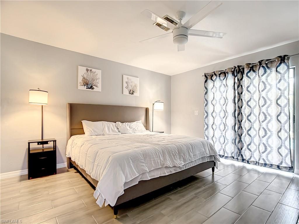 Image 25 of property listing at 4928/5000 SW 16th PL, Cape Coral, FL 33914