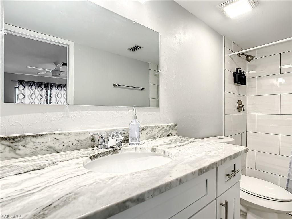 Image 30 of property listing at 4928/5000 SW 16th PL, Cape Coral, FL 33914