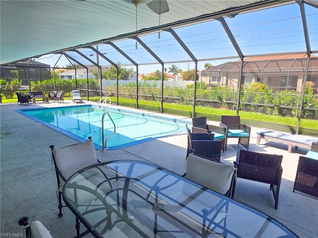 Image 33 of property listing at 4928/5000 SW 16th PL, Cape Coral, FL 33914