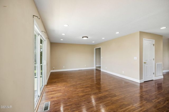 3135 Blueberry Drive, New Market, TN 37820
