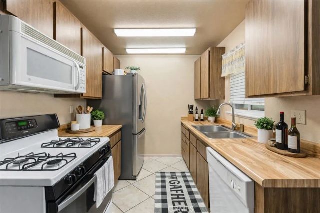 839 Richland, Upland, CA 91786