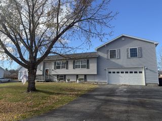 14 Homestead Drive, Plattsburgh, NY 12901