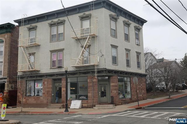 41 Glenridge Avenue 2R, Montclair, NJ 07042