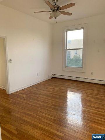 41 Glenridge Avenue 2R, Montclair, NJ 07042