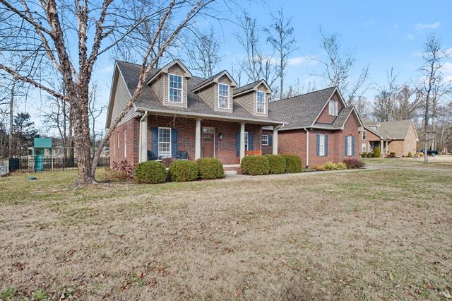 701 Deer Ridge Ln, Lebanon, TN 37087