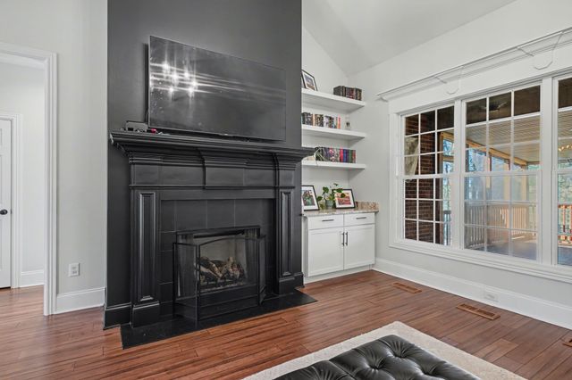 701 Deer Ridge Ln, Lebanon, TN 37087