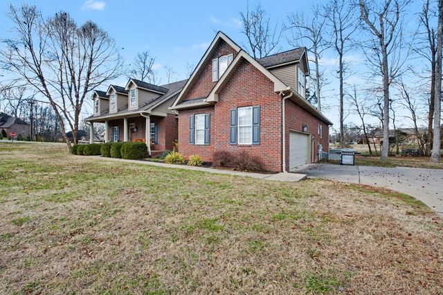 701 Deer Ridge Ln, Lebanon, TN 37087
