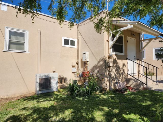 1930 Yosemite, Los Angeles, CA 90041