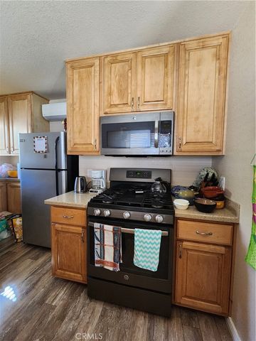 1930 Yosemite, Los Angeles, CA 90041