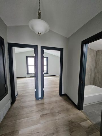 1813 Dodge Avenue, Evanston, IL 60201