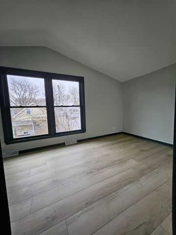 1813 Dodge Avenue, Evanston, IL 60201